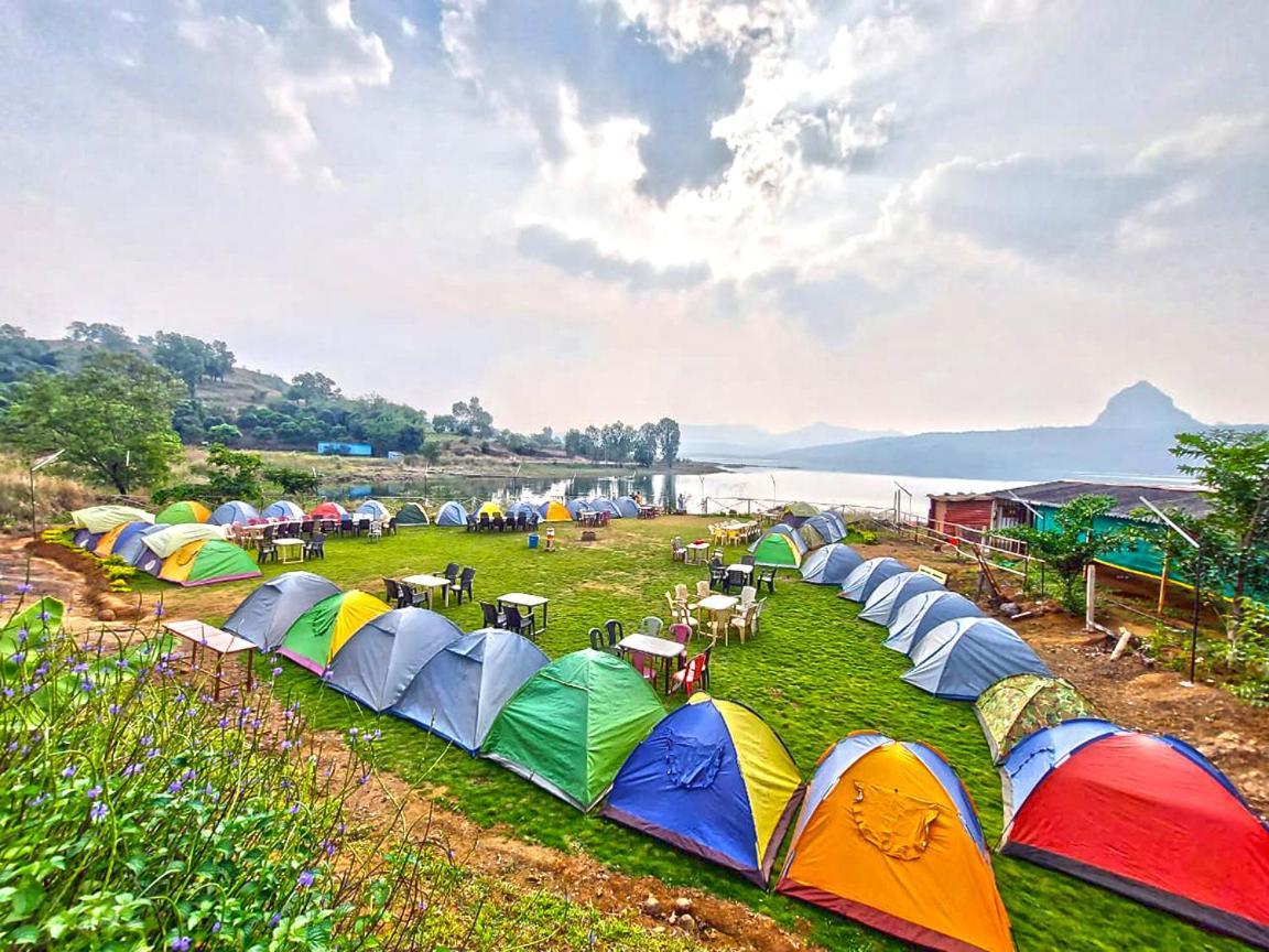 Pawna Lake Camping โลนาวาลา ภายนอก รูปภาพ
